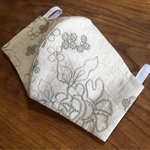 立体マスク ナチュラルリネンカラー 刺繍