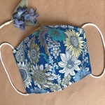 花柄ブルー　立体マスク　Mサイズ