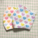 【値下げ中‼️】マスク（幼児、低学年用）ガーゼ ひよこハート 2枚セット 裏面クールマックス仕様
