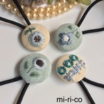北欧の水色の花刺繍　ヘアゴム