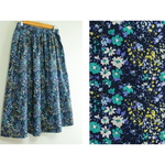 【50%OFF】木漏れ日の花畑スカート（ネイビー）