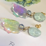 水面とオーロラの羽根△ピアス