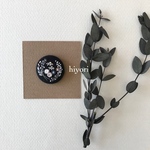 刺繍ブローチ