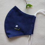 夏向け立体マスク　刺繍（アザミ白）　大人女性向け　ネイビーブルー 紺 ポケットオプション有