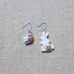 ピアス　うさぎ・小花
