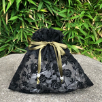 黒薔薇柄シースルーポーチ　レースフリルが可愛い❣️②