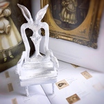 ホワイトラビットver🐰  1/6サイズ　いたずら大好き🐰うさぎさんのアンティークチェア♪🐾　ブライスなどに