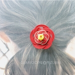 真っ赤な水引の大きなフラワーヘアゴム(梅結び)
