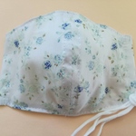夏🎐　涼しげ花柄立体マスク　ガーゼ付　大人用