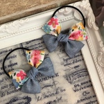 ライトBlue denim風♡カラフルなflower柄♡ヘアゴム 2個set