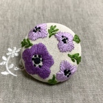 刺繍ブローチ/ヘアゴム　アネモネの花