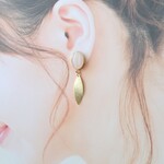 オーバル（ミルキー10色）とスターダストリーフ♡ピアス・イヤリング♪【14kgf・チタン・蝶バネ対応】