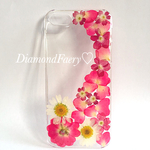 バラの花びら舞う 押し花iPhoneケース
