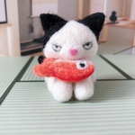 魚泥棒🐟にゃんこ🐱ハチワレ　羊毛フェルト