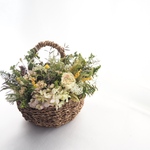 5/9 20:00〜販売Start!一点もの作品✳︎野の草花 basket arrangement 