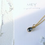 ＊14ｋｇｆ＊爽やかロンドンブルーのガラスのシンプルなネックレス