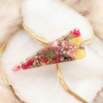 《再…再販♡送料無料》グリーンのワイルドフラワー三角ヘアクリップ♥︎︎∗︎*ﾟ