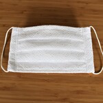 夏用冷感マスク（刺繍　白）プリーツ
