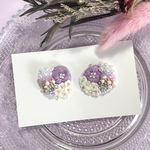 kirakiraohana◎紫色 ピアスorイヤリング ビーズ刺繍