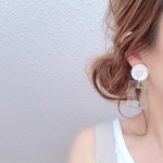 𓐍ホワイトラフィア×クリア𓐍ピアス/イヤリング　大振り　可愛い　人気　夏　大人　インポート　オシャレ