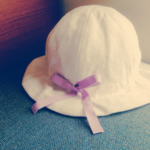 りぼんのぼうし すみれ