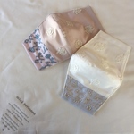 ★受注生産★ハンドメイド  ミナペルホネン CHECK&STRIPE field of flower×アナベルの刺しゅう　マスクカバー　グレイッシュピンク