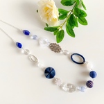 ＊ネイビーとクリアーのネックレス