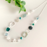 ＊グリーン×クリアーのロングネックレス