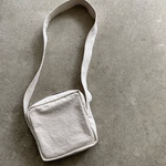 square shoulder キナリ