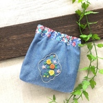 バラの刺繍のバネ口ポーチ