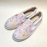 ★1足限定SALE 4,980円→3,580円 Lサイズ (24.0cm〜24.5cm相当)★手描きの春花スリッポン