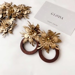 2way ゴールドフラワーピアス ウッドピアス 大ぶりピアス サークル フラワーピアス イヤリング 樹脂 アレルギー対応 結婚式 ブライダル ウェディング フォーマル 上品 夏 秋 海 ゴールド