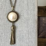【再4販】コットンパールとチェーンタッセルのロングペンダント
