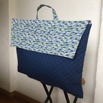 ✴︎✴︎再販です☺︎カッコいい☆防災頭巾カバー　背もたれ　リバティプリント　カーズ　ブルー×グリーン・名前タグ付き・送料無料✴︎✴︎