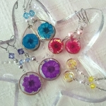 お花ピアス (赤、黄色 在庫あり)