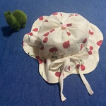 ベビーチューリップハット （ ホワイトチェリー柄×オフホワイトリボン ）