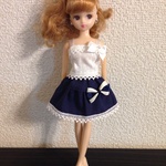 22センチドール 2段フレアースカート ネイビー コンビリボン