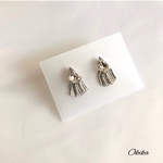 Swarovski（スワロフスキー）×チェーン ピアス【Silver×white】