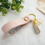 本革とリバティ生地のキーホルダー  フェアリーピンク
