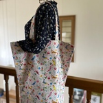 🕊鳥とマカロンのトートバッグ🦉　折りたたみ エコバッグ