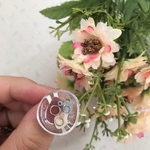 くすみカラーの個性的ミミリング