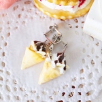 チョコバナナクレープのイヤリング　ミニチュア