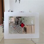 ステンドグラス　パネル★ひし形の赤がポイント♪縦置き・横置き