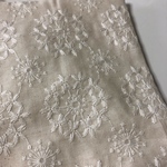 生成りの刺繍生地