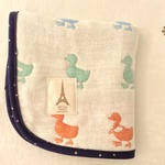６重　国産ガーゼのふわふわハンカチ(あひる８)　
