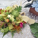 Botanical Resortなスワッグブーケ