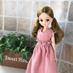 リカちゃん　服　ハイウエストのセットアップ　くすみピンク