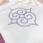 ひんやり冷感ガーゼ/アイヌ文様-2🅰️洗える抗菌マスク😷刺繍無料送料込み📮6種類からお選びください
