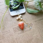 大人の苺の充電口アクセサリーiPhone用   ブルーのお花