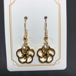 【送料込】梅ピアス